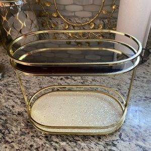2 tiered gold and mirrored stand